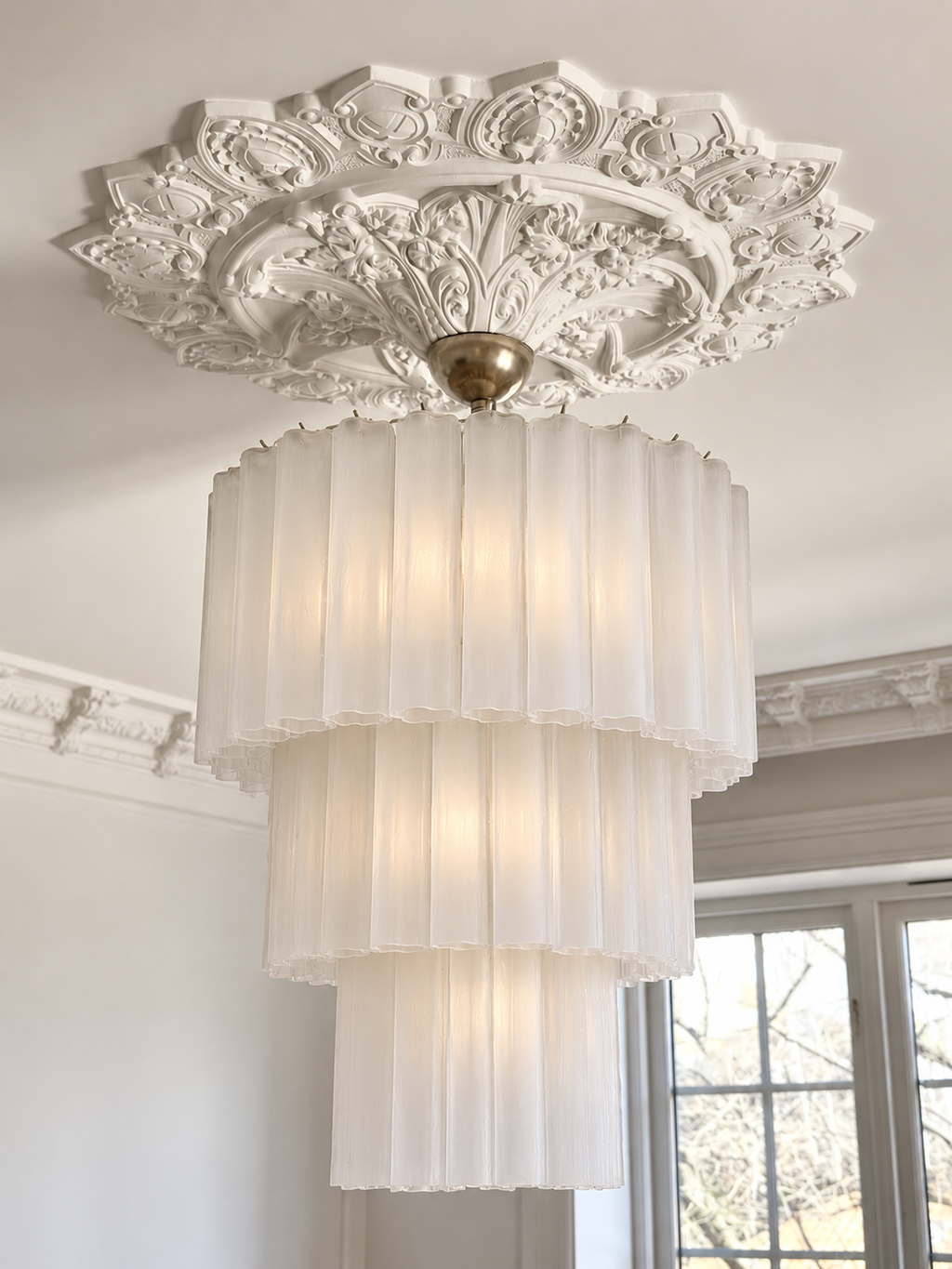 White Forma 52 Chandelier